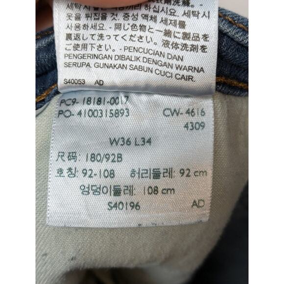 Levi's 541 Men's Size 36x34 Tapered Fit Jeans Blue Dark Wash Denim Distressed - Picture 11 of 11